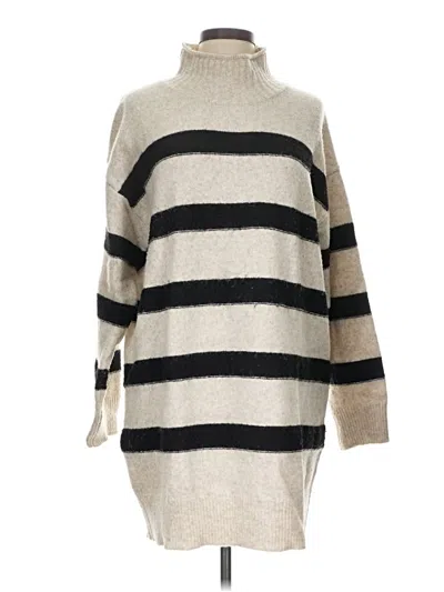 Pre-owned Line & Dot Pullover Sweater In Silver