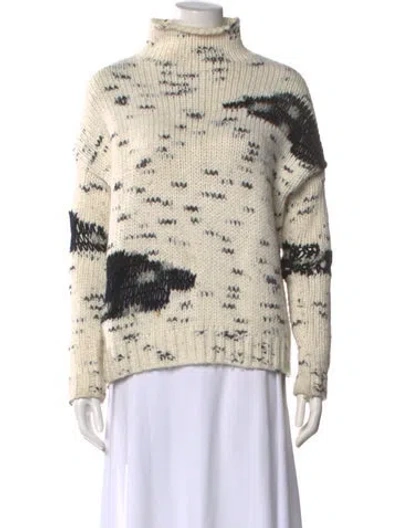 Pre-owned Line Printed Turtleneck Sweater In White