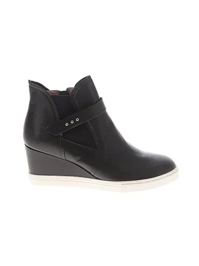 Pre-owned Linea Paolo Ankle Boots In Black