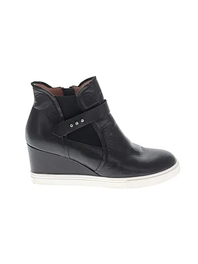 Pre-owned Linea Paolo Ankle Boots In Black