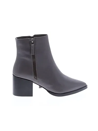 Pre-owned Linea Paolo Ankle Boots In Gray