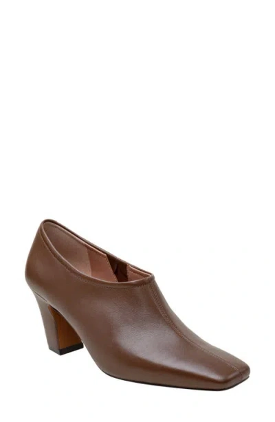 Linea Paolo Gianni Bootie In Brown