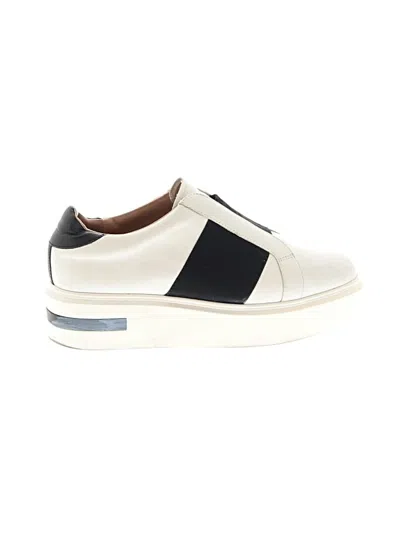 Pre-owned Linea Paolo Sneakers In White