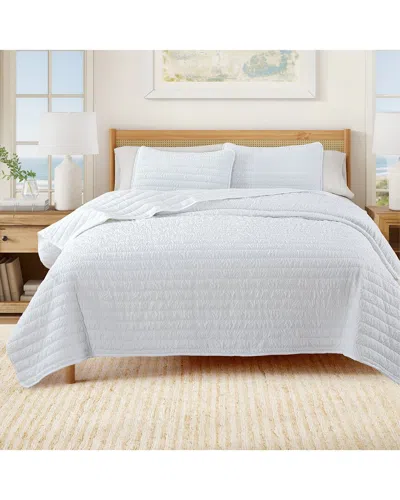 Linery & Co . Floral Textured Quilt Set