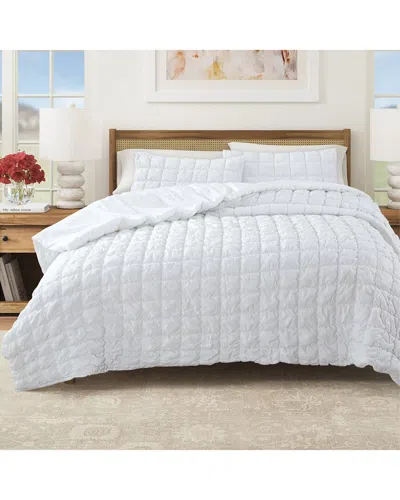 Linery & Co . Marshmallow Puff Quilt Set In White