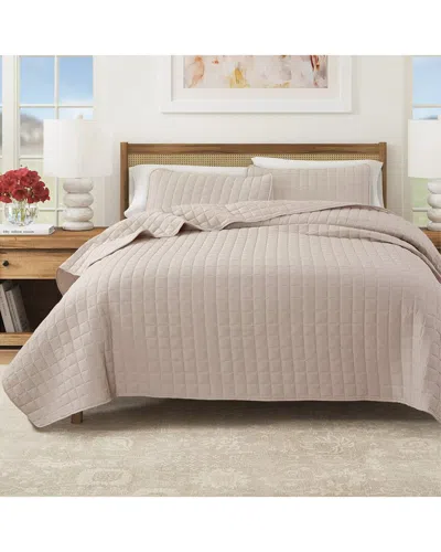 Linery & Co . Seersucker Quilt Set