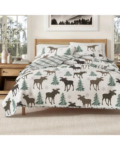 Linery & Co . Wilderness Moose & Evergreens Quilt Set In Multi