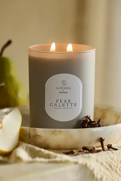 Linnea Candle, Pear Galette