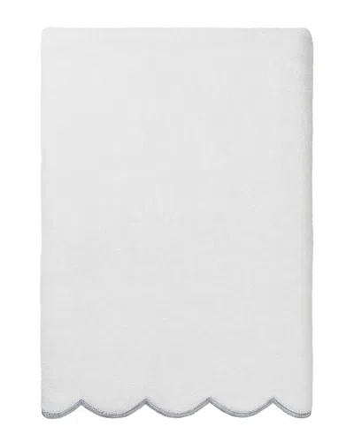 Linum Home Textiles 100% Turkish Cotton Adornia Scallop Bath Towel In White