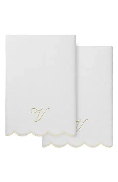 Linum Home Textiles Adornia Scallop Set Of 2 Monogram Bath Towels In White/ Beige V