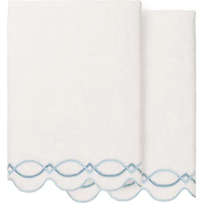 Linum Home Textiles Diamond Chain Scallop 2-piece Bath Towel Set In White/ Blue