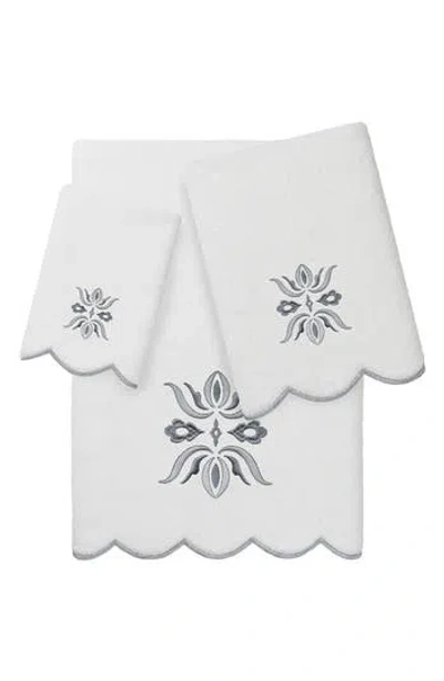 Linum Home Textiles Flower Crest Scallop 3-piece Towel Set In Gray