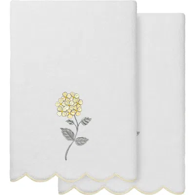 Linum Home Textiles Hydea Scallop Pack Of 2 Bath Towels In White/ Beige