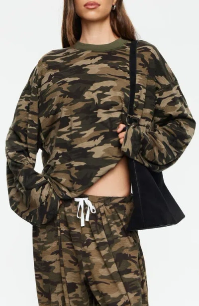 Lioness Bloom Camo Long Sleeve T-shirt In Green