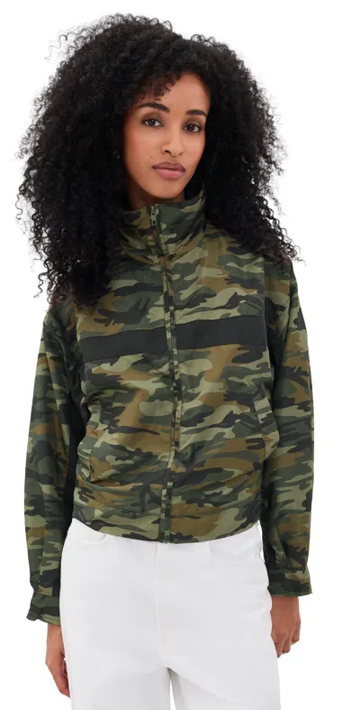 Lioness Essential Windbreaker Camo