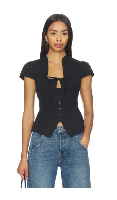 Lioness Kendall Top In Black