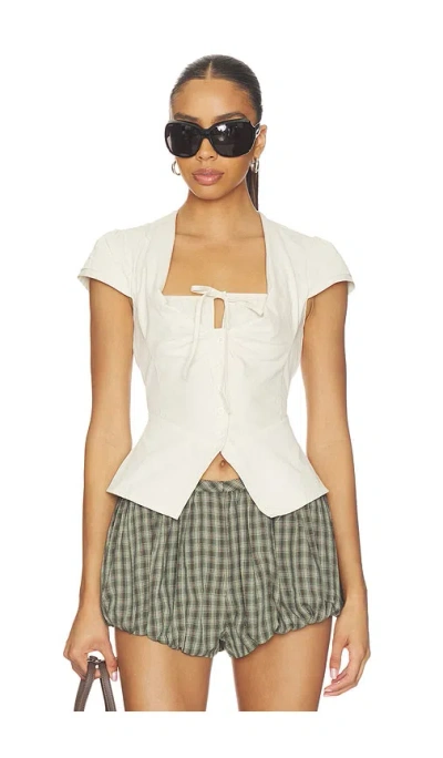 Lioness Kendall Top In White