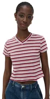 Lioness North Light V-neck Short Sleeve T-shirt In Red