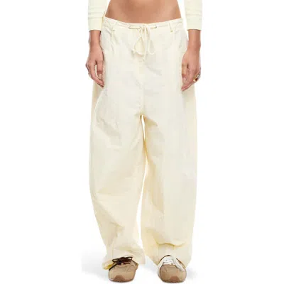 Lioness Riptide Drawstring Nylon Pants In Daisy