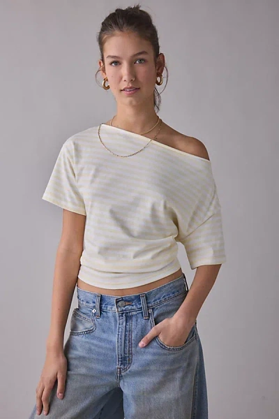 Lioness Wildlands Asymmetric Off-the-shoulder Tee In Yellow, Women's At Urban Outfitters In White