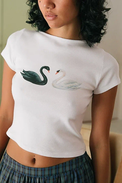 Lisa Says Gah Alex Swan Tee In Swans, Women's At Urban Outfitters In White