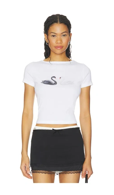 Lisa Says Gah Alex Tee In White