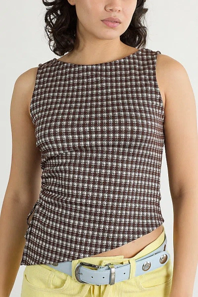 Lisa Says Gah Erin Tank Top In Cocoa Plaid, Women's At Urban Outfitters In Brown