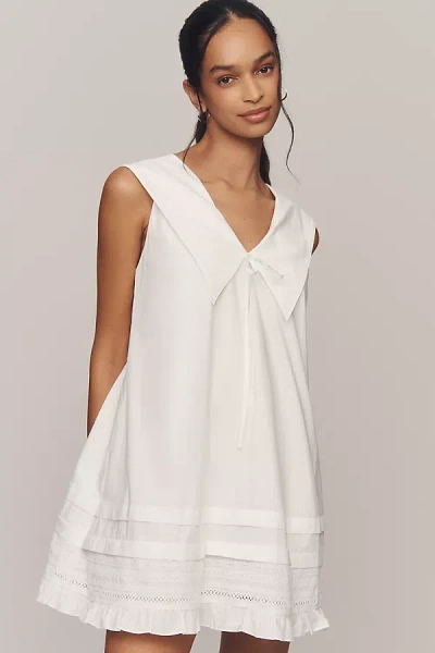 Lisa Says Gah Jenny Cotton V-neck Mini Dress In White