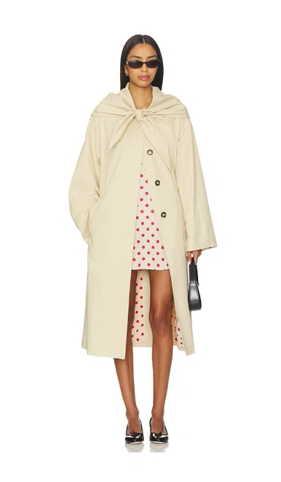 Lisa Says Gah Olsen Trench In Neutral