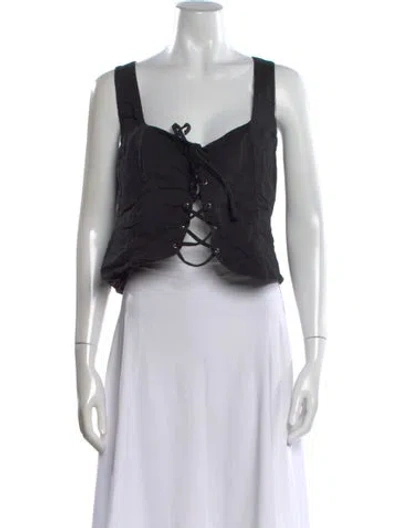 Pre-owned Lisa Says Gah Square Neckline Sleeveless Crop Top In White