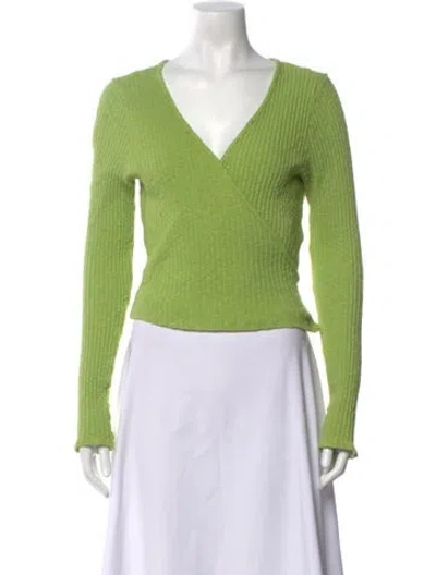 Pre-owned Lisa Says Gah V-neck Sweater In Green