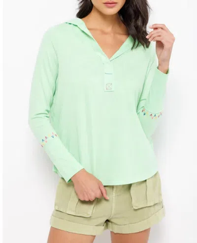 Lisa Todd On The Edge In Green Crush