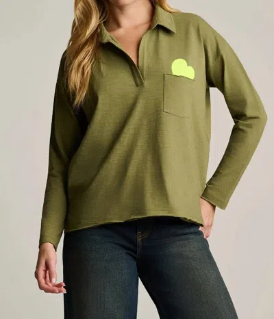 Lisa Todd Pocket Love T-shirt In Moss In Pink