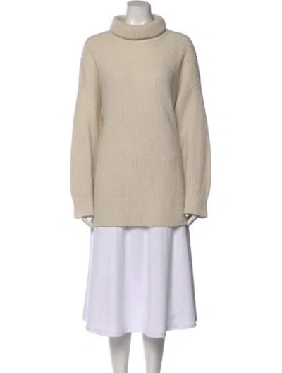 Pre-owned Lisa Yang Cashmere Turtleneck Sweater In Neutral