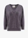 Lisa Yang Kenny In Grey