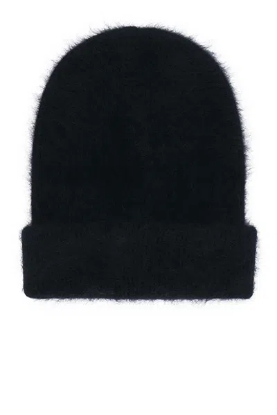 Lisa Yang Rib Brushed Beanie In Black