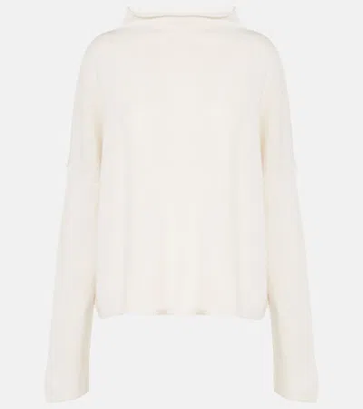 Lisa Yang Sandy Cashmere Turtleneck Sweater In White