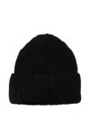 Liska Grob Gestrickte Beanie In Black