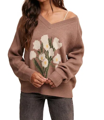 Listicle Wildflower Dreamer Sweater In Earth In Beige