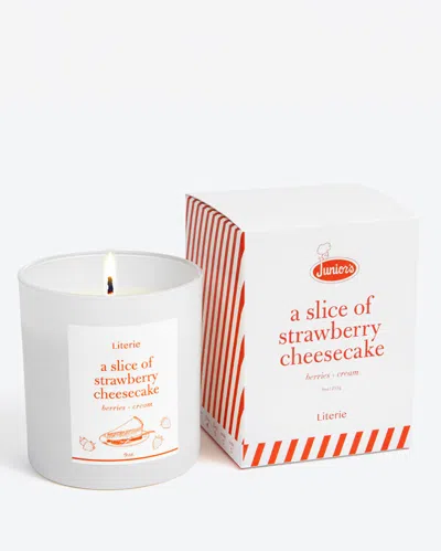 Literie A Slice Of Strawberry Cheesecake