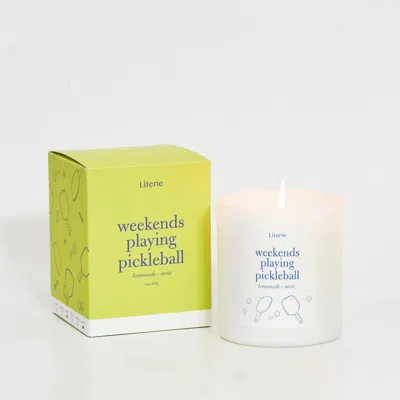 Literie Weekends Playing Pickleball