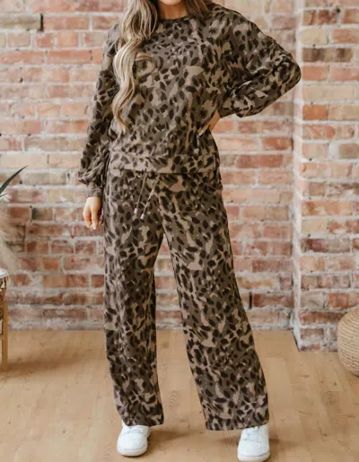 Little Daisy Closet Kenzie Wild Lounge Set In Brown Leopard In Animal Print
