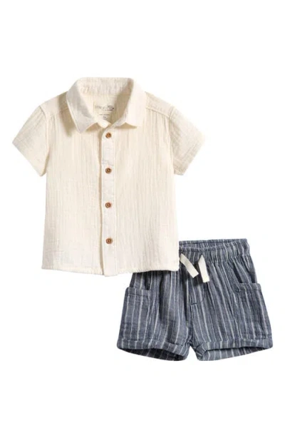 Little Planet Babies'  Organic Cotton Gauze Button-up Shirt & Shorts Set In White