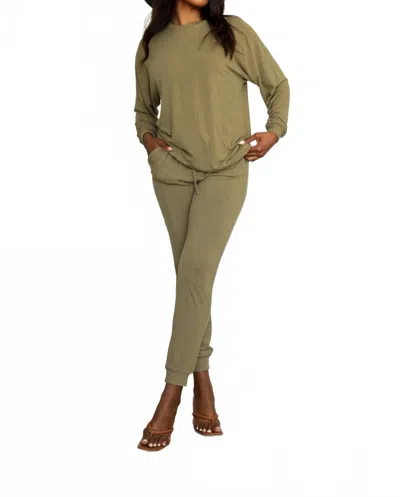 Little Secret Of Mine All Day Me Time Lounge Set In Green