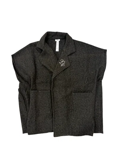 Liu •jo Logo-brooch Cap-sleeve Jacket In Gray