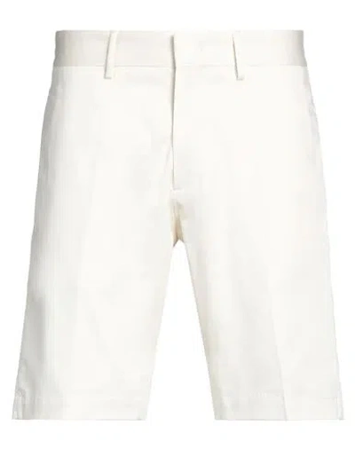 Liu •jo Man Man Shorts & Bermuda Shorts Off White Size 38 Cotton, Elastane