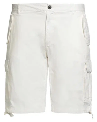 Liu •jo Man Man Shorts & Bermuda Shorts Off White Size 42 Cotton, Elastane