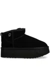 Liu •jo Wedge Ankle Boots In Black