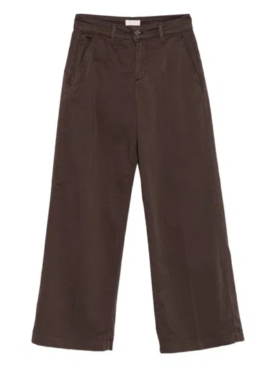 Liu •jo Pockets Wide-leg Trousers In Brown