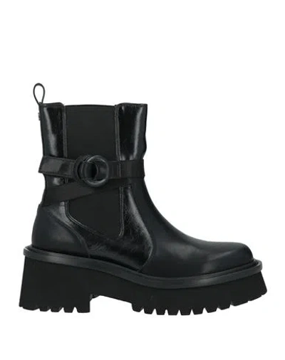 Liu •jo Woman Ankle Boots Black Size 8 Calfskin